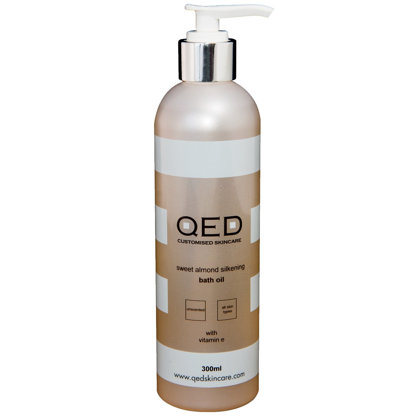 QED Sweet Almond Silkening Bath Oil 300ml